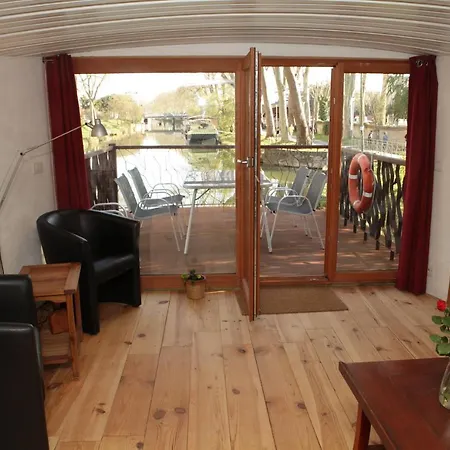 Hotel en barco Péniche Kairos - Havre De Paix Sur Canal Du Midi *